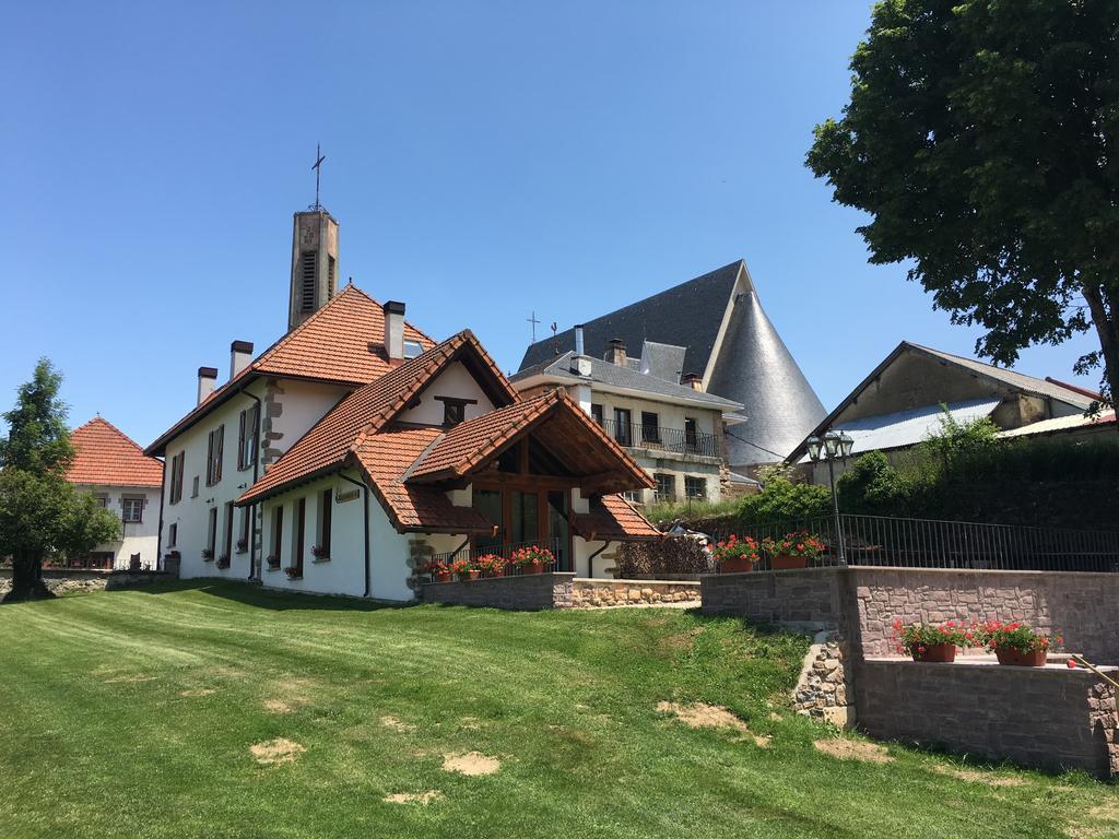 Casa Rural Roncesvalles Espinal-Auzperri ภายนอก รูปภาพ