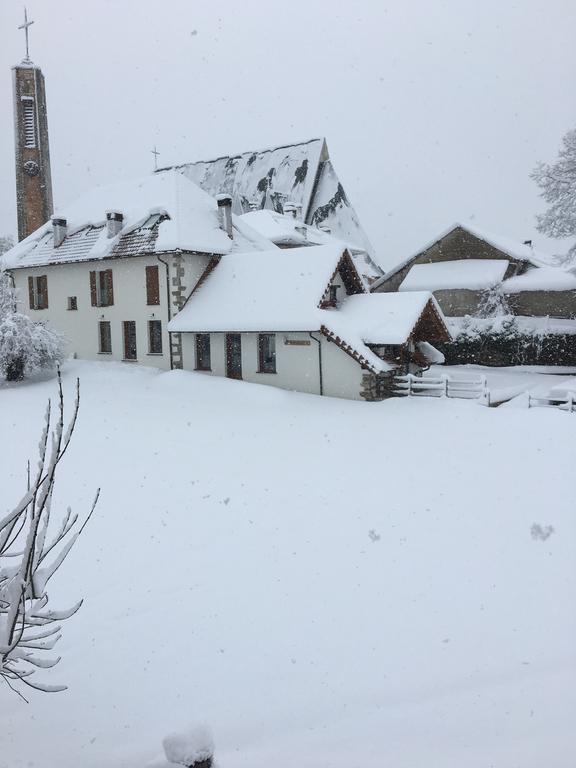 Casa Rural Roncesvalles Espinal-Auzperri ภายนอก รูปภาพ