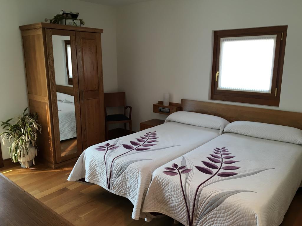 Casa Rural Roncesvalles Espinal-Auzperri ภายนอก รูปภาพ